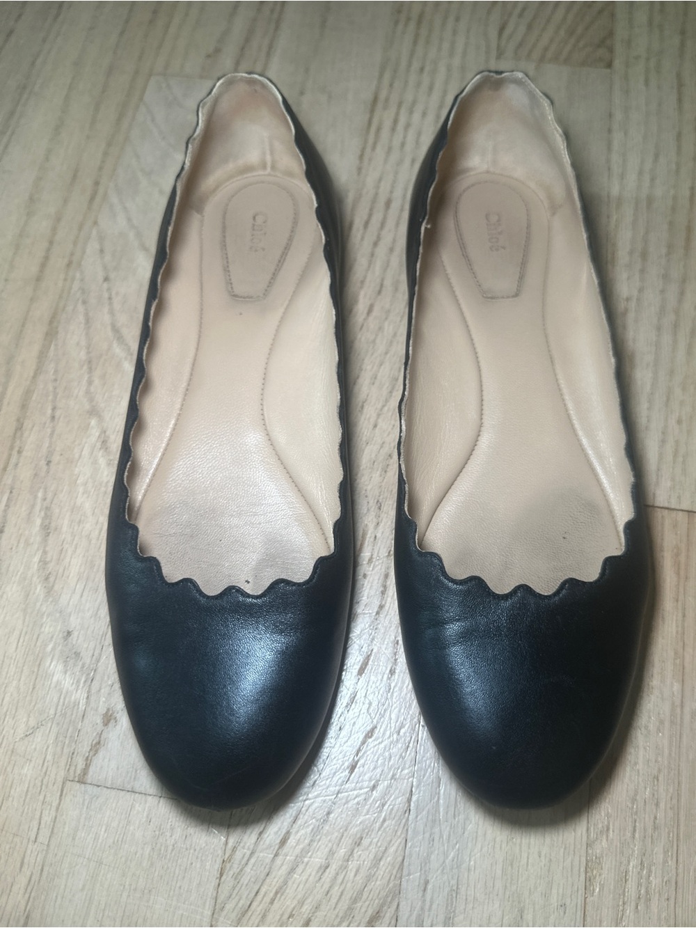 Chloe Black Scalloped Edge Leather Ballet Flats